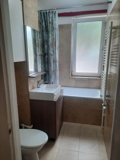 Inchiriez apartament 2 camere zona centrala - 5