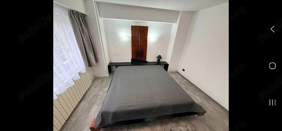 Apartament cu 3 camere decomandat în Dorobanților