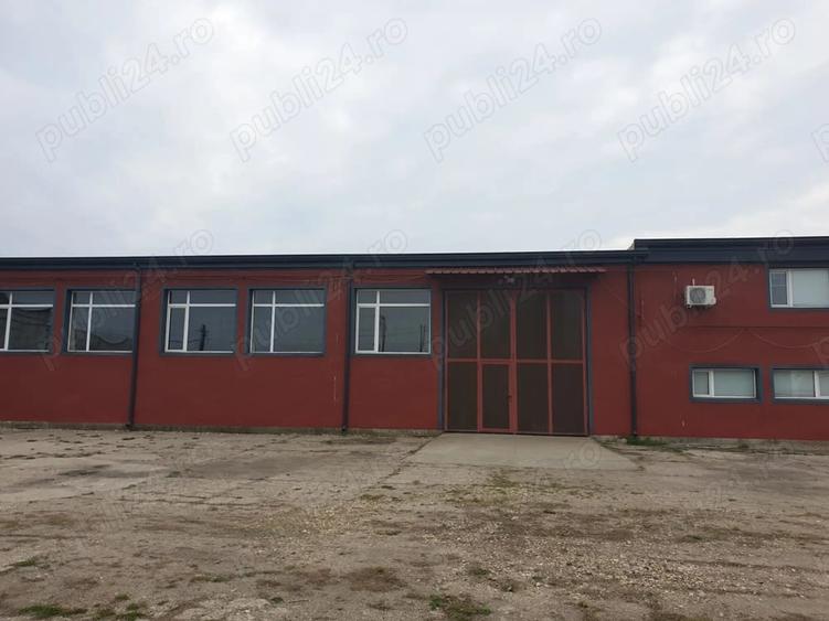 Spațiu comercial, de 700 mp, în Central