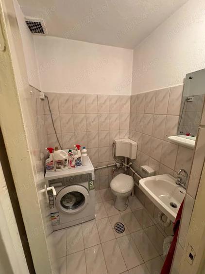 Apartament cu 3 camere decomandat în Sud