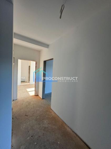 Penthouse cu 3 camere semidecomandat în Giroc