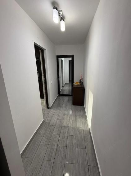 Apartament cu 2 camere semidecomandat în Unirii Sud