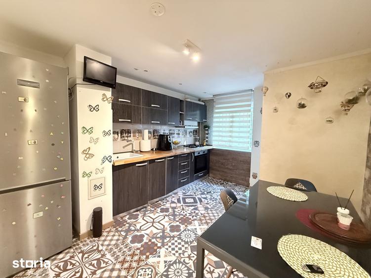 Apartament cu 3 camere în Rahova