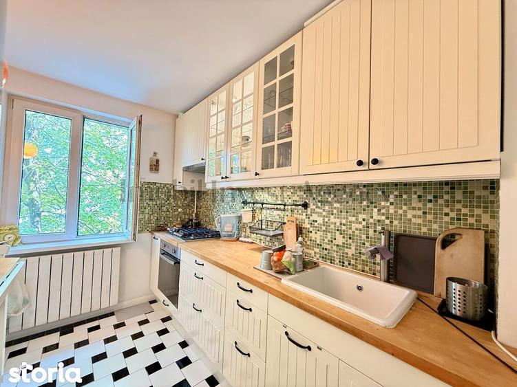 Apartament cu 2 camere, mobilat în Pajura