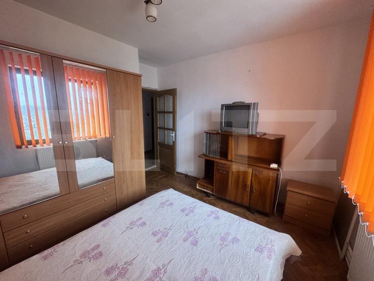 Apartament cu 2 camere decomandat, mobilat în Jibou