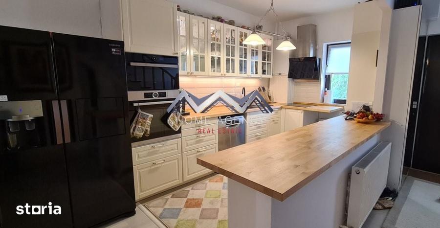 Casă cu 4 camere cu Teren 180 Mp în Central