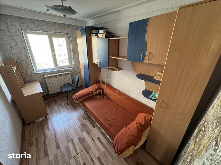Apartament cu 3 camere decomandat în Canta
