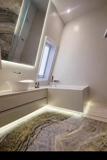 Apartament cu 5 camere decomandat, mobilat în Iancu Nicolae