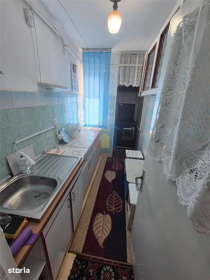 Apartament cu 3 camere în Viziru 1