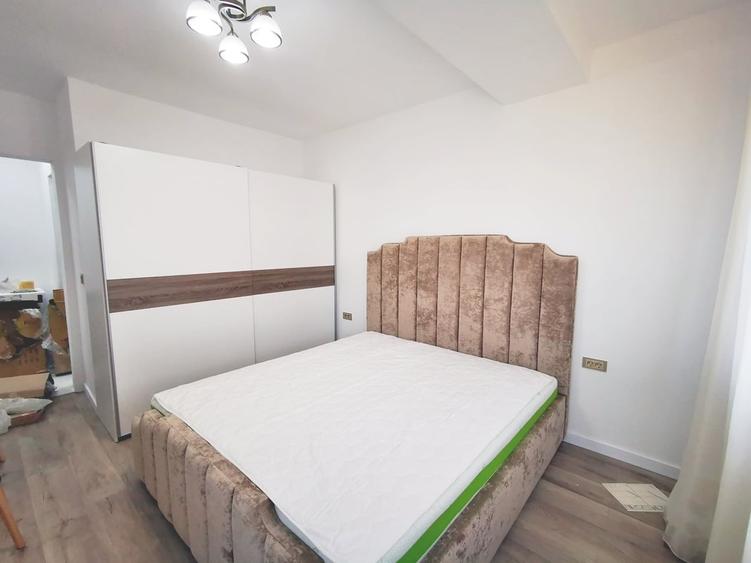 Apartament cu 2 camere decomandat în Politehnica