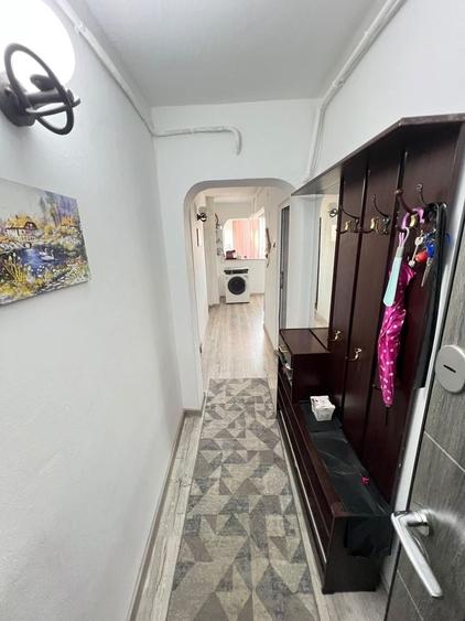 Apartament cu 2 camere decomandat în Plopilor