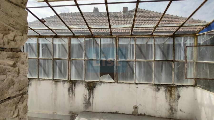 Casă cu 5 camere cu Teren 700 Mp în Gării