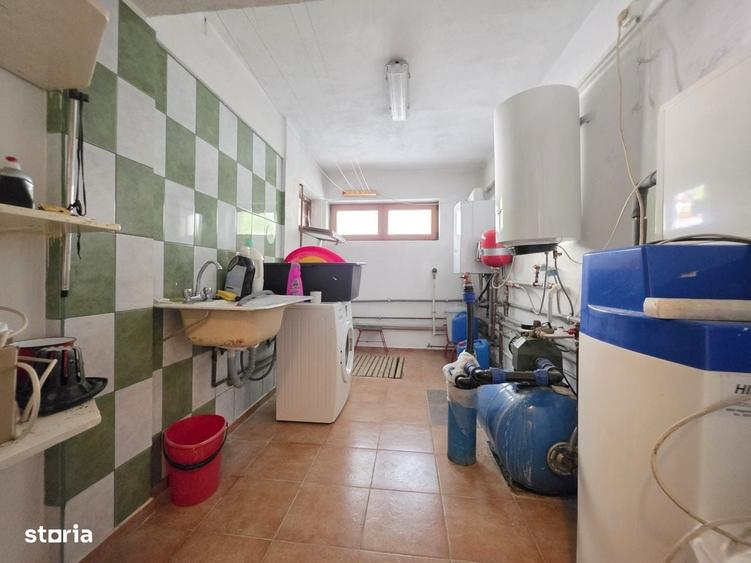 Casă cu 4 camere în Dudu
