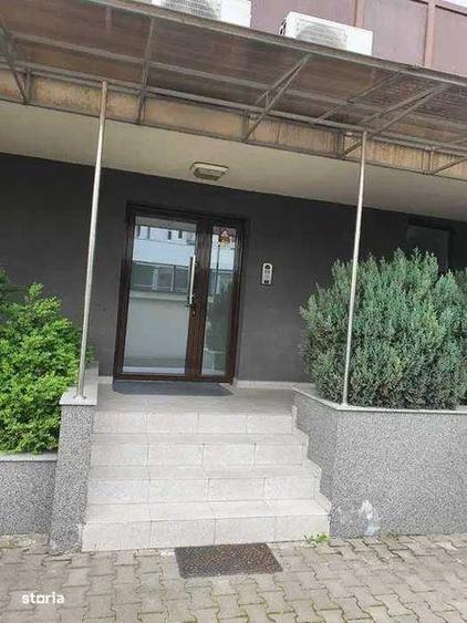 Garsonieră în Apărătorii Patriei