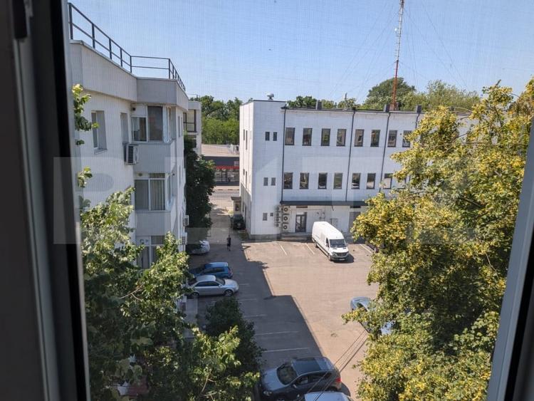 Apartament 3 camere, 78 mp, 2 băi, zonă Centrală – Penny Găești - 1