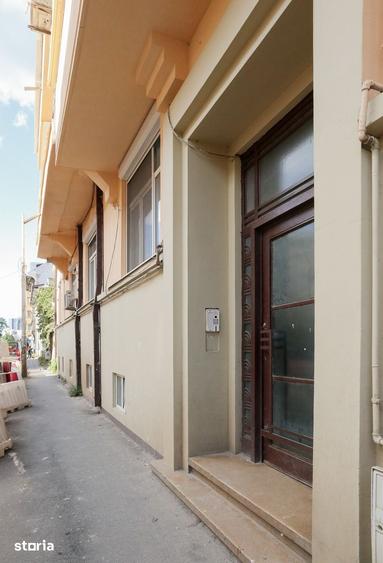 Apartament cu 3 camere în Universitate