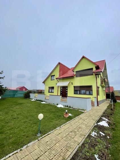Casă individuală cu 5 camere cu Canalizare în Vadu Moldovei