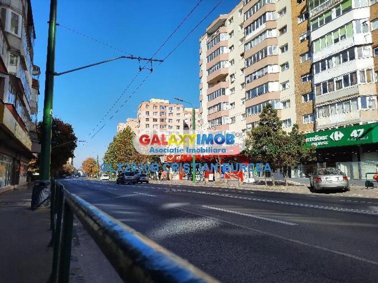 Spațiu comercial, de 233 mp, în Griviței