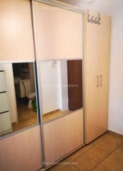 Garsonieră decomandată, mobilată în Baba Novac