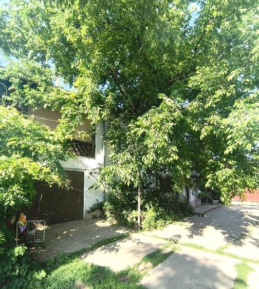 Casă cu 7 camere cu Teren 1000 Mp în Jilava