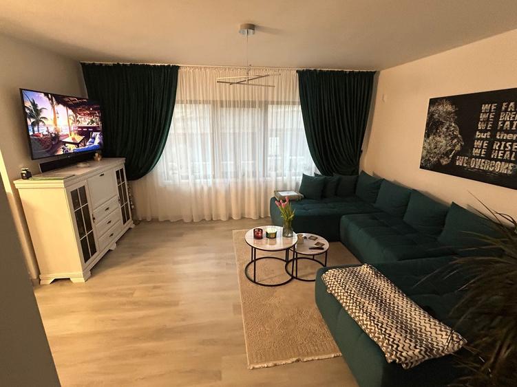 Casă individuală cu 5 camere cu Canalizare în Valea Lupului