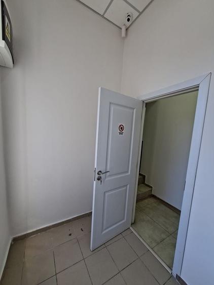 Birou, de 68 mp, în Badea Cârțan