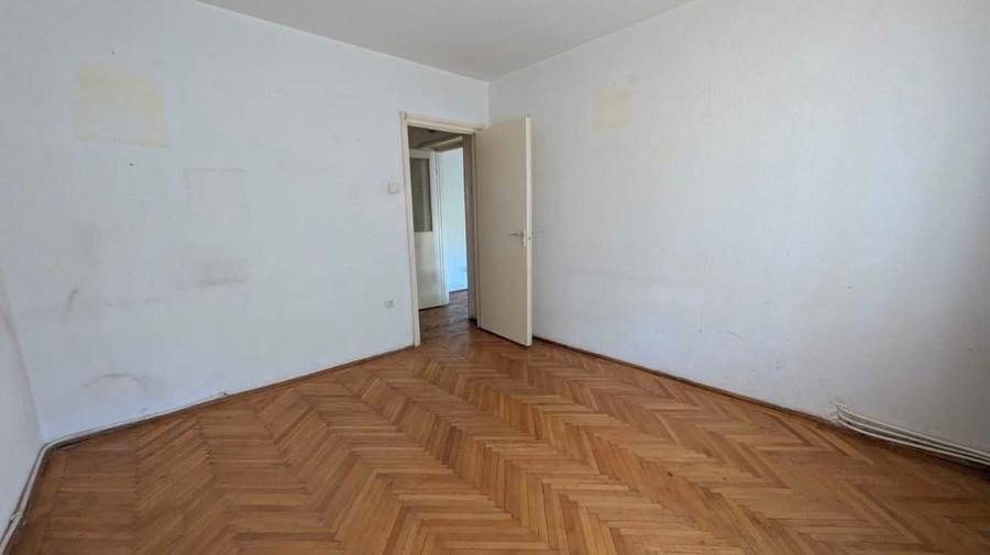 Zona Iuliu Maniu apartament 2 camere etaj intermediar - 6