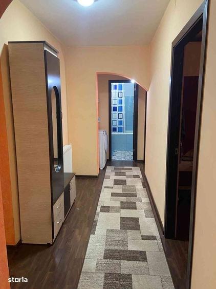 Apartament cu 3 camere decomandat în Alecu Russo