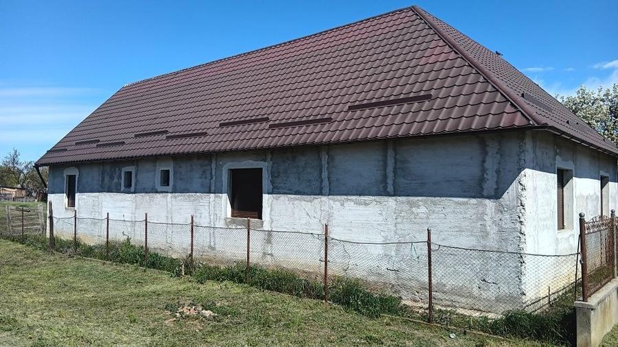 Casă cu 4 camere în Central