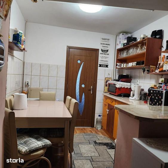 Apartament cu 2 camere decomandat în Calea București