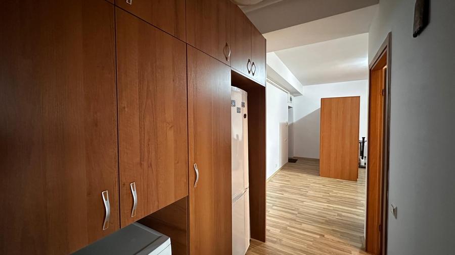 Apartament cu 2 camere decomandat, mobilat în Găvana