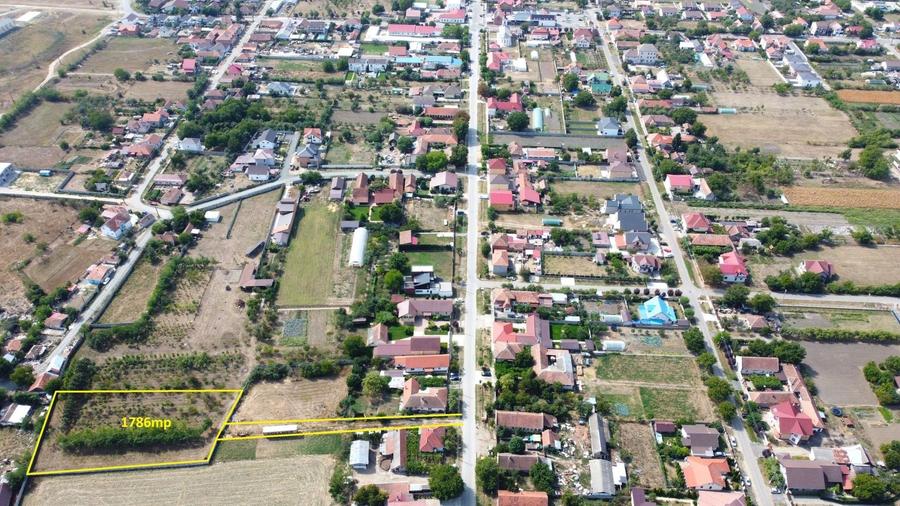 Teren Construcții intravilan de 1786 mp, în Moșnița Veche