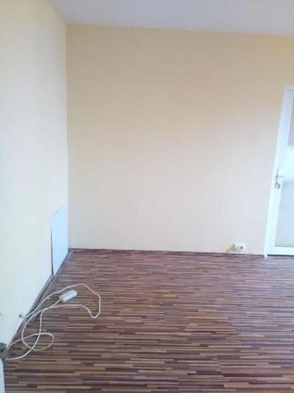 Apartament cu 2 camere decomandat în Km 4-5