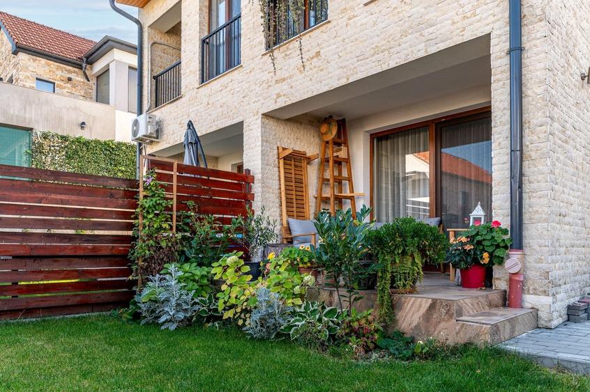 Duplex cu 4 camere cu Canalizare în Mănăștur