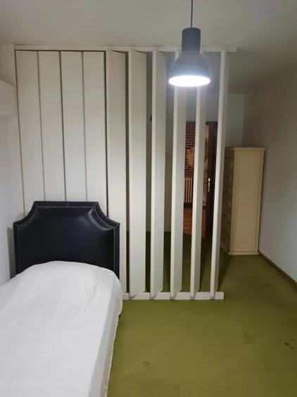Apartament cu 4 camere decomandat în Titulescu