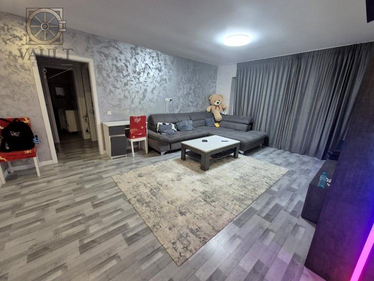 Apartament cu 3 camere semidecomandat, mobilat în Mogoșoaia — fotografia 2