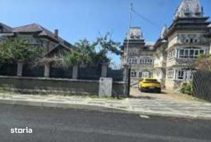 Casă cu 3 camere cu Teren 942 Mp în Sintești