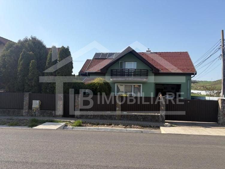 Casă individuală cu 5 camere cu Canalizare în Curteni