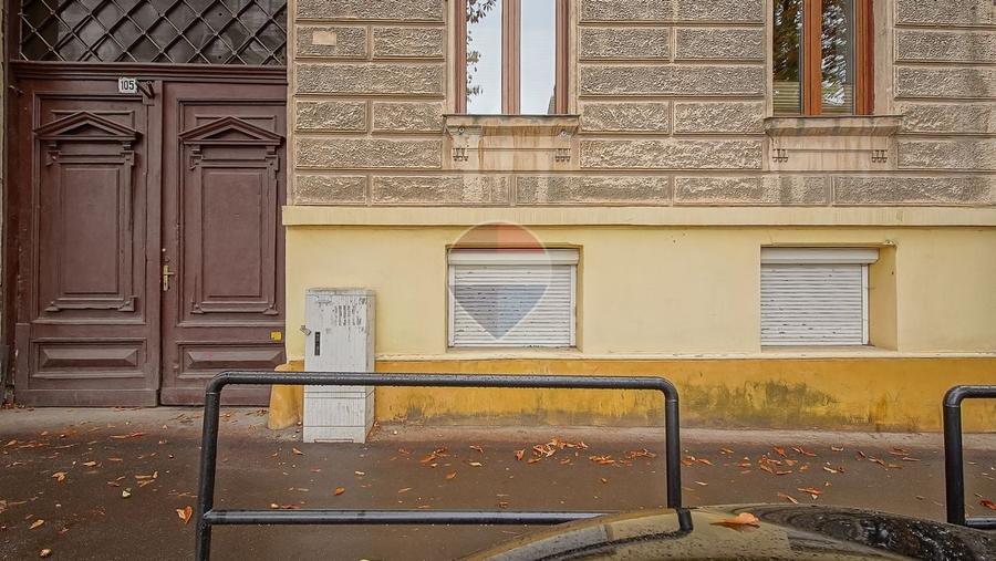 Apartament cu 2 camere semidecomandat, mobilat în Centrul Istoric