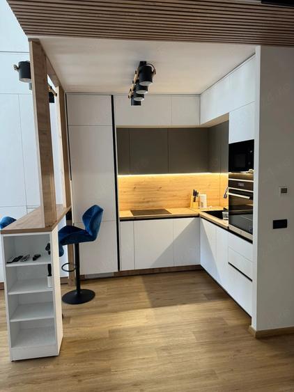 Apartament cu 2 camere semidecomandat în Vitan