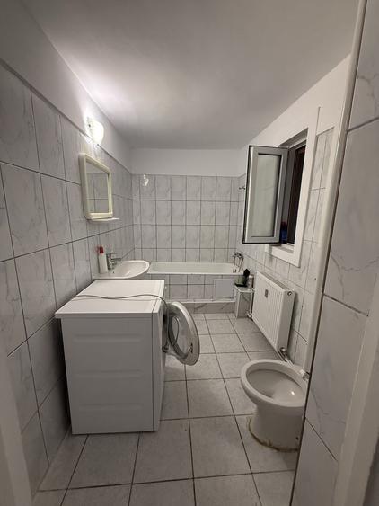 Apartament cu 3 camere decomandat în Mehala
