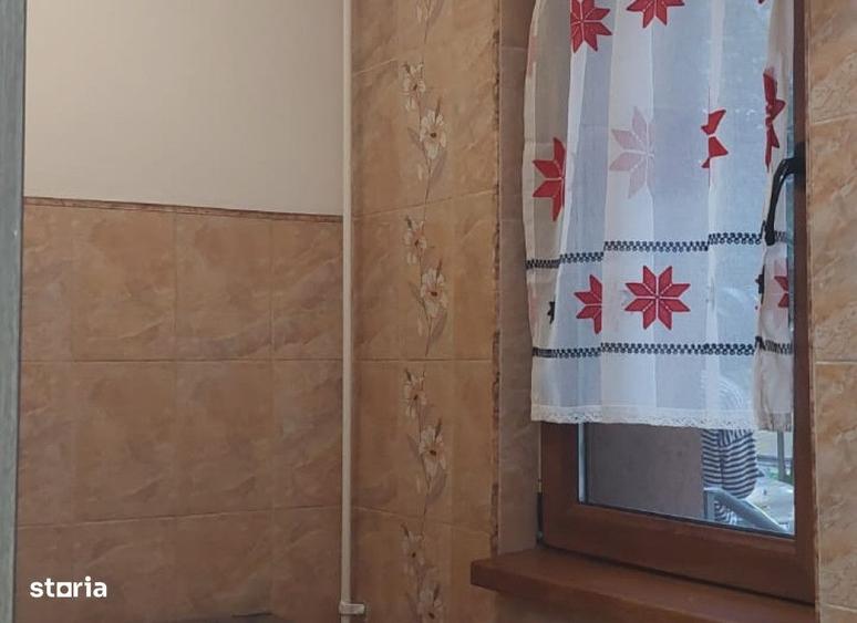 Garsonieră în Podu Roș
