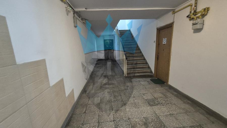 Garsonieră decomandată, mobilată în Calea Călărașilor