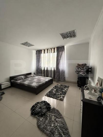 Apartament de vanzare , curte comuna, 2 camere, Zona Semicentral - 1