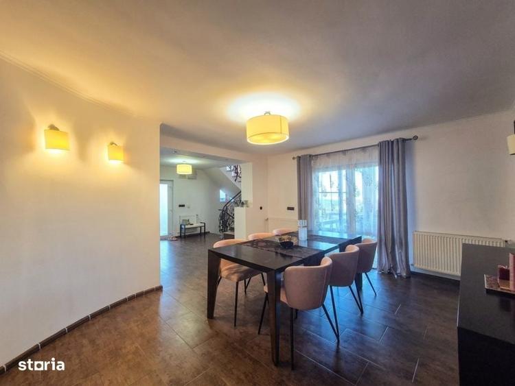 Casă cu 4 camere în Dâmbul Rotund