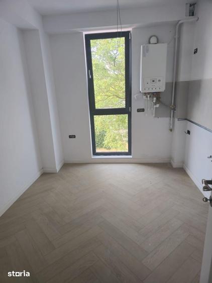 Apartament cu 2 camere decomandat în Calea București
