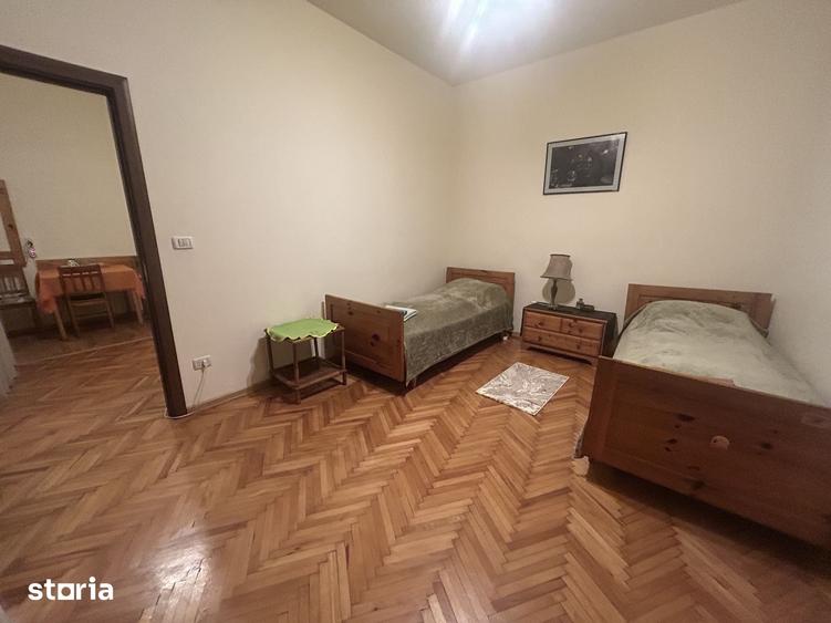 Apartament cu 2 camere semidecomandat în Central