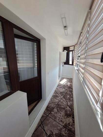 Apartament cu 2 camere decomandat în Micro 11