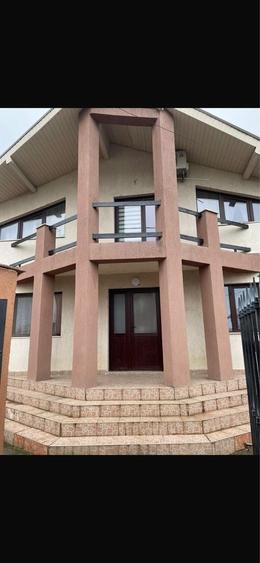Casă cu 4 camere cu Teren 760 Mp în Bariera Vâlcii