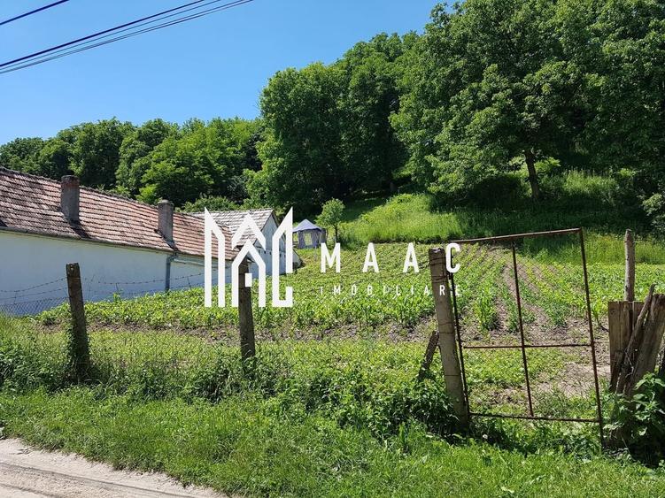 Teren Construcții intravilan de 1008 mp, în Slimnic